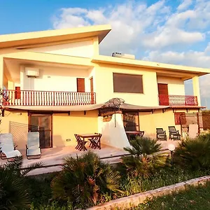 case-bongiovi.sicilyhotelsitaly.net/